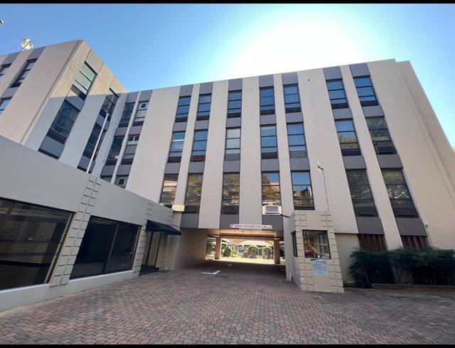 2,000M² OFFICE TO LET IN ROSEBANK